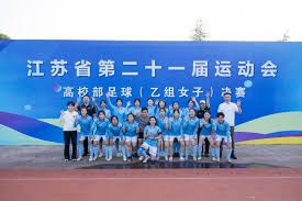 中际旭创股价创历史新高引发市场关注